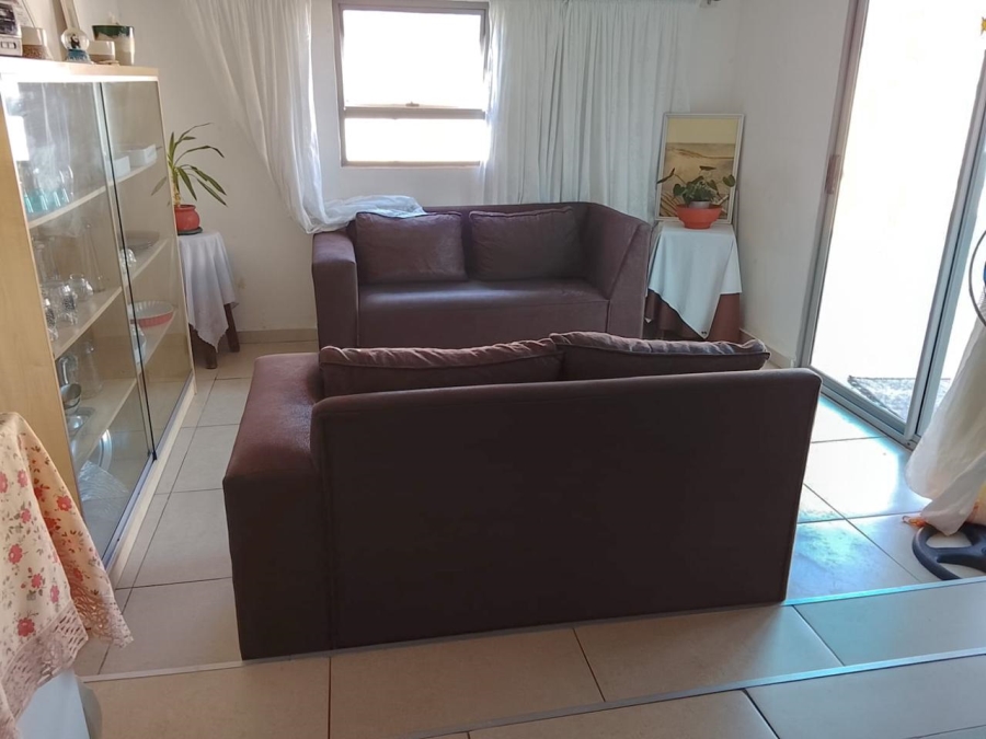 2 Bedroom Property for Sale in Pelican Park Western Cape